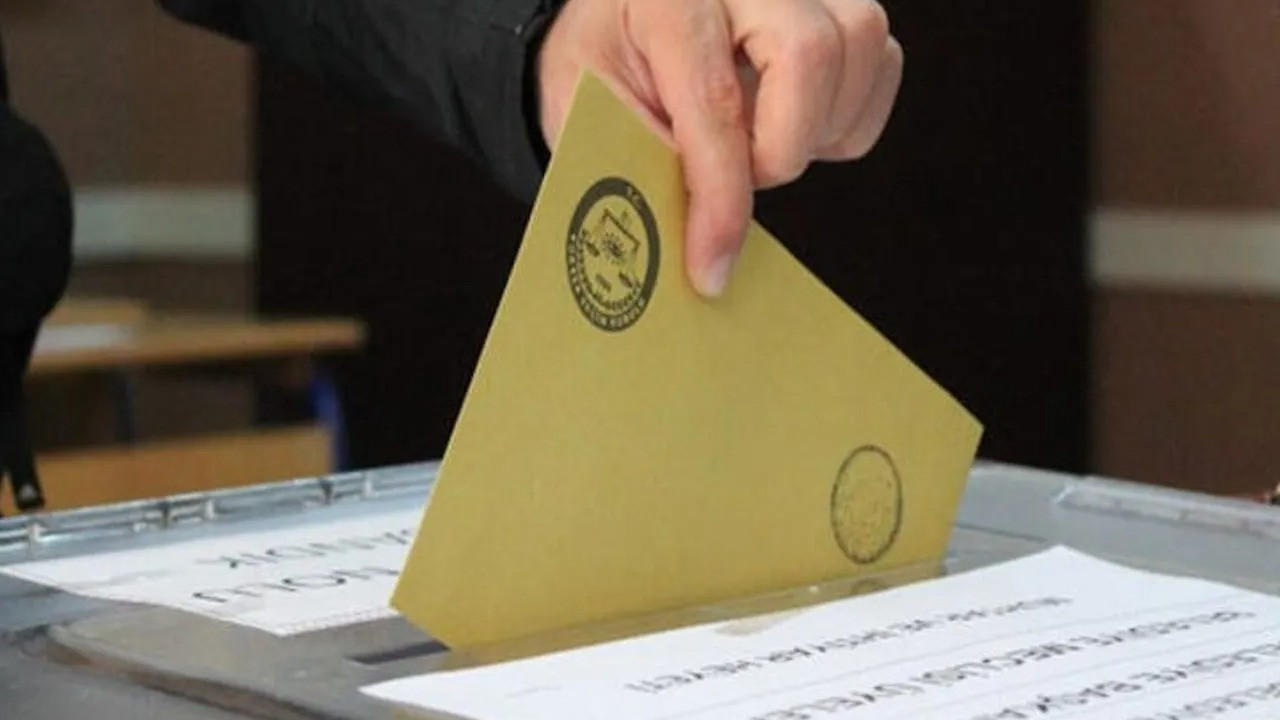 İktidara yakın anket şirketinin başkanı açıkladı: ‘CHP rekor oy alabilir’
