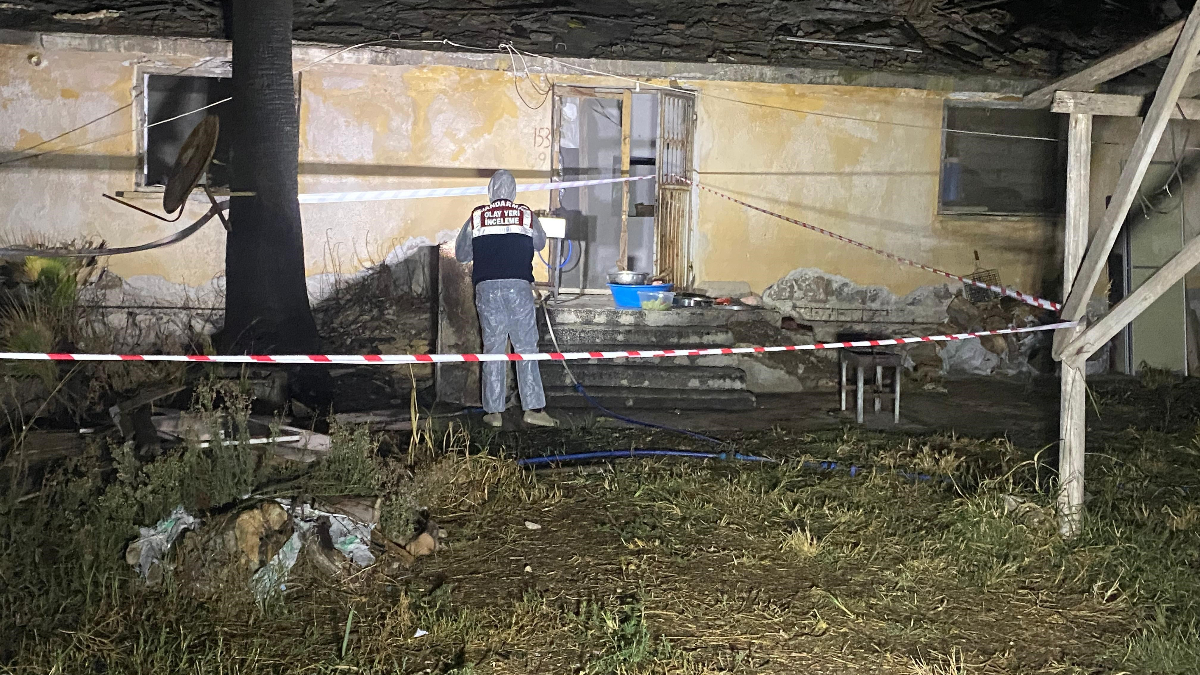 adanada santiyede annesini yaraladi is arkadasini oldurdu yISIcqO6.jpg