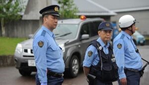 japonyada meclis uyesinin ogluna idam cezasi 2si polis 4 kisiyi oldurdu t4XRTBZy.jpg