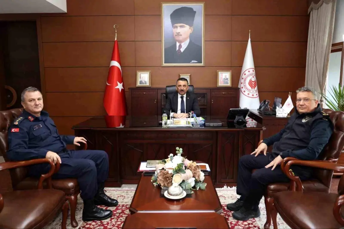 zonguldakta haftalik asayis ve guvenlik toplantisi yapildi 4LqiQuPj.jpg