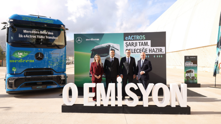 mercedes-benz-turk-ilk-mercedes-benz-eactros-600-teslimatini-medcem-cimentoya-gerceklestirdi-d4ehNCO1.png