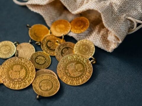 Altın Yatırımı İçin Kuyumcu Mu, Banka mı Tercih Edilmeli?**